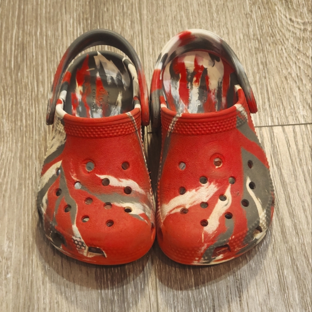 Toddler boys Crocs, size 8